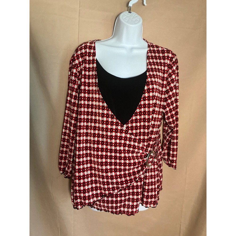 Notations Faux Wrap Top Women XL Red Black Excellent Geometric Plisse MBDF0112
